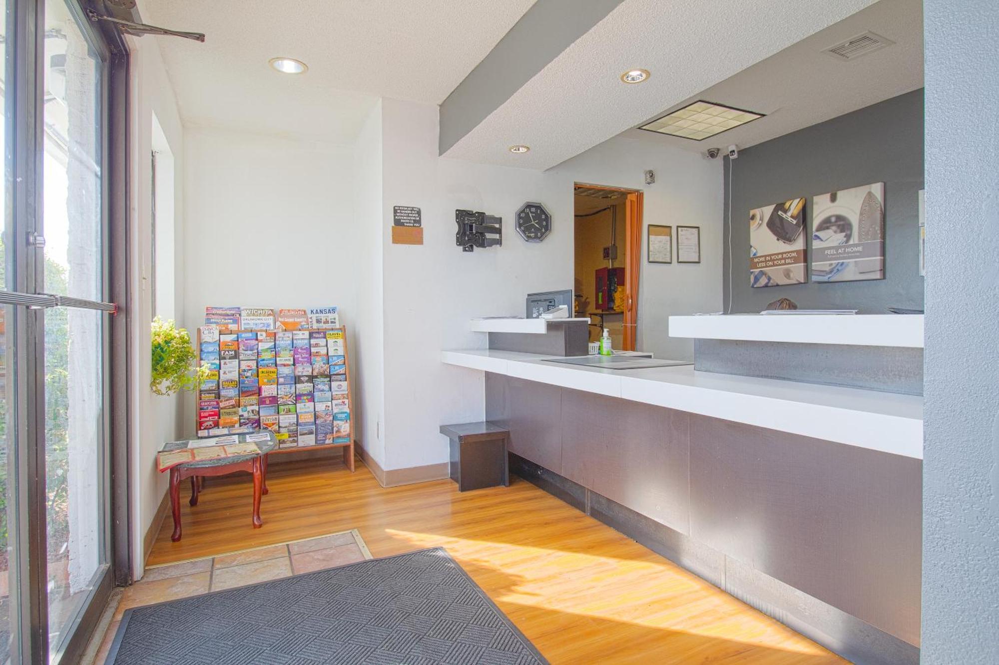 Studio Inn Extended Stay Oklahoma City Airport By Oyo מראה חיצוני תמונה