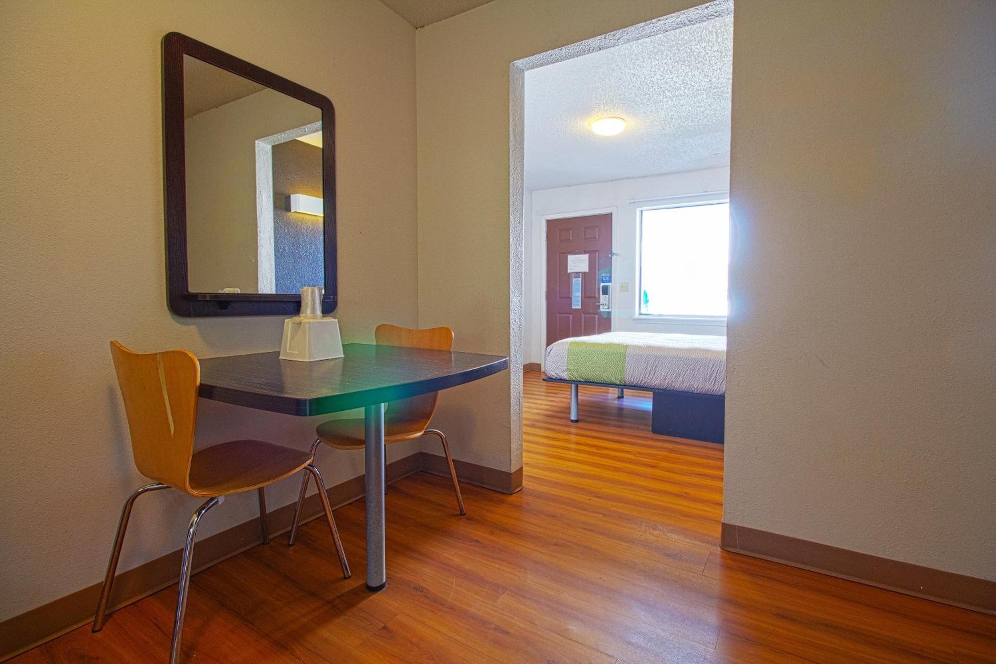 Studio Inn Extended Stay Oklahoma City Airport By Oyo מראה חיצוני תמונה