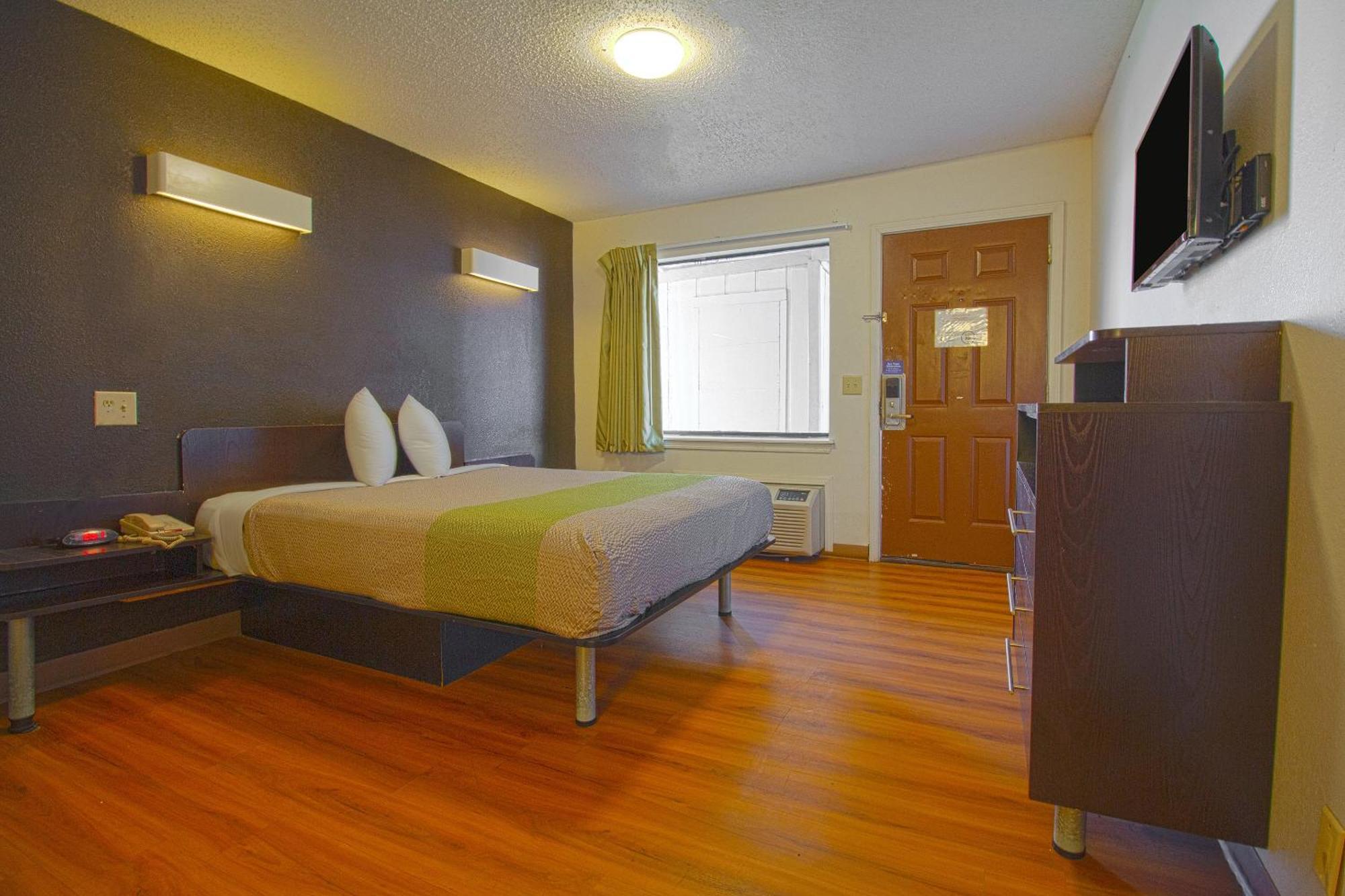 Studio Inn Extended Stay Oklahoma City Airport By Oyo מראה חיצוני תמונה