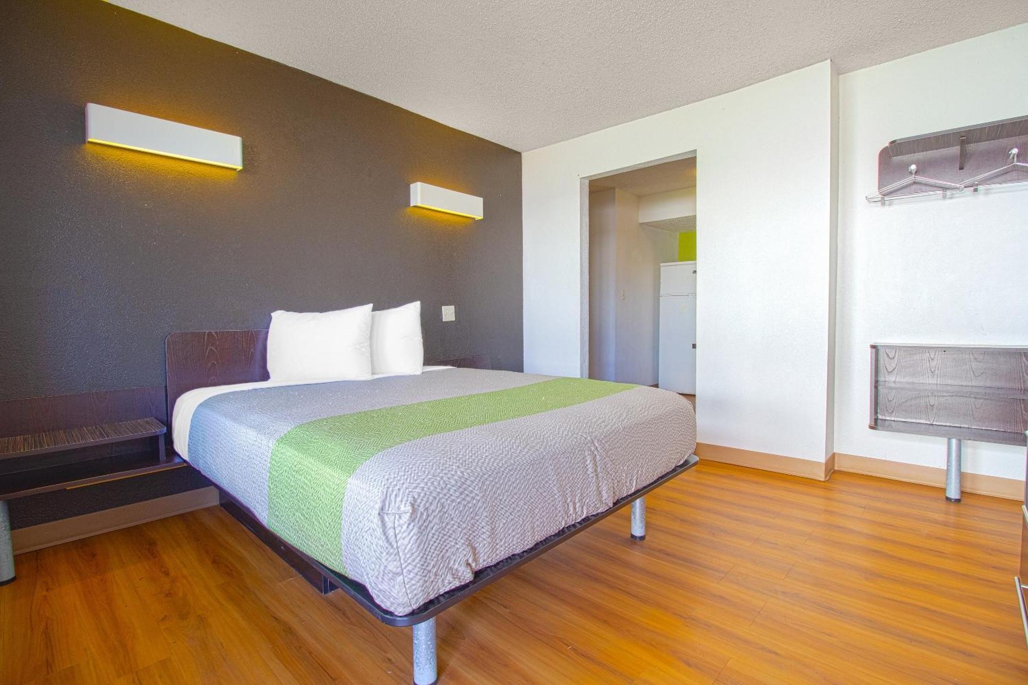 Studio Inn Extended Stay Oklahoma City Airport By Oyo מראה חיצוני תמונה