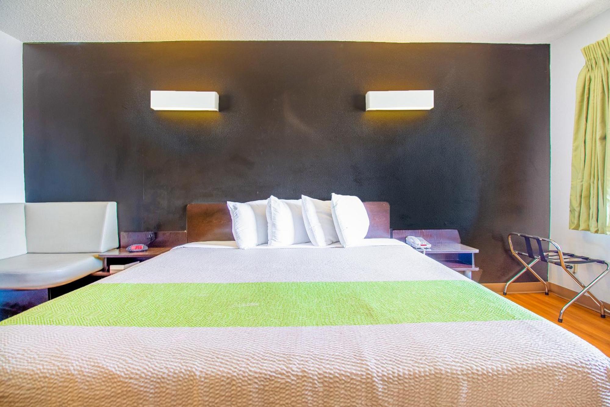 Studio Inn Extended Stay Oklahoma City Airport By Oyo מראה חיצוני תמונה