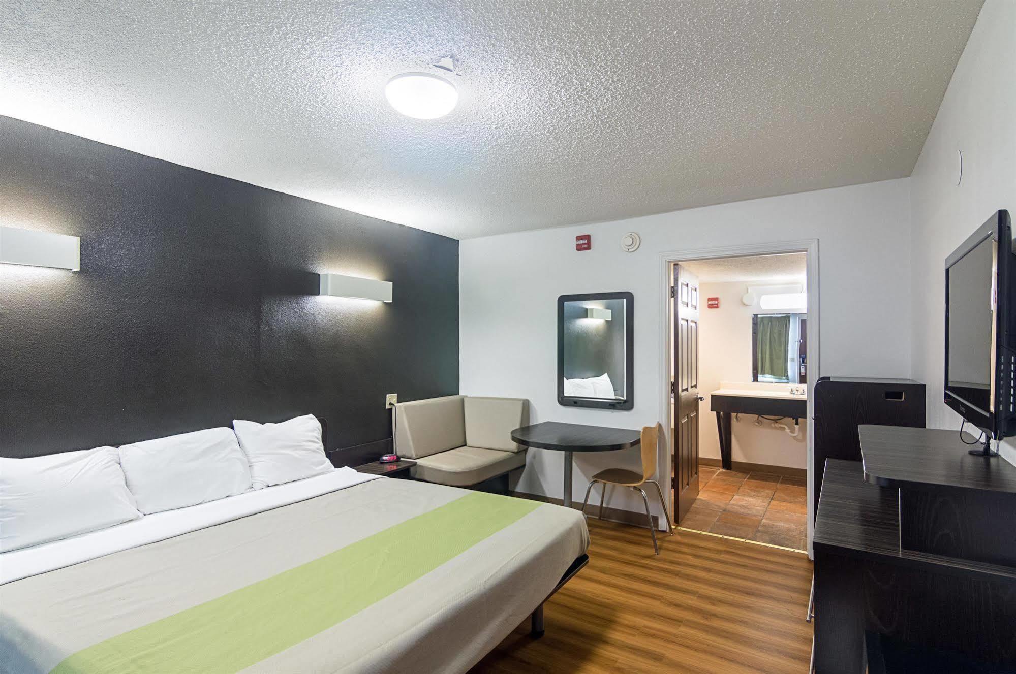 Studio Inn Extended Stay Oklahoma City Airport By Oyo מראה חיצוני תמונה